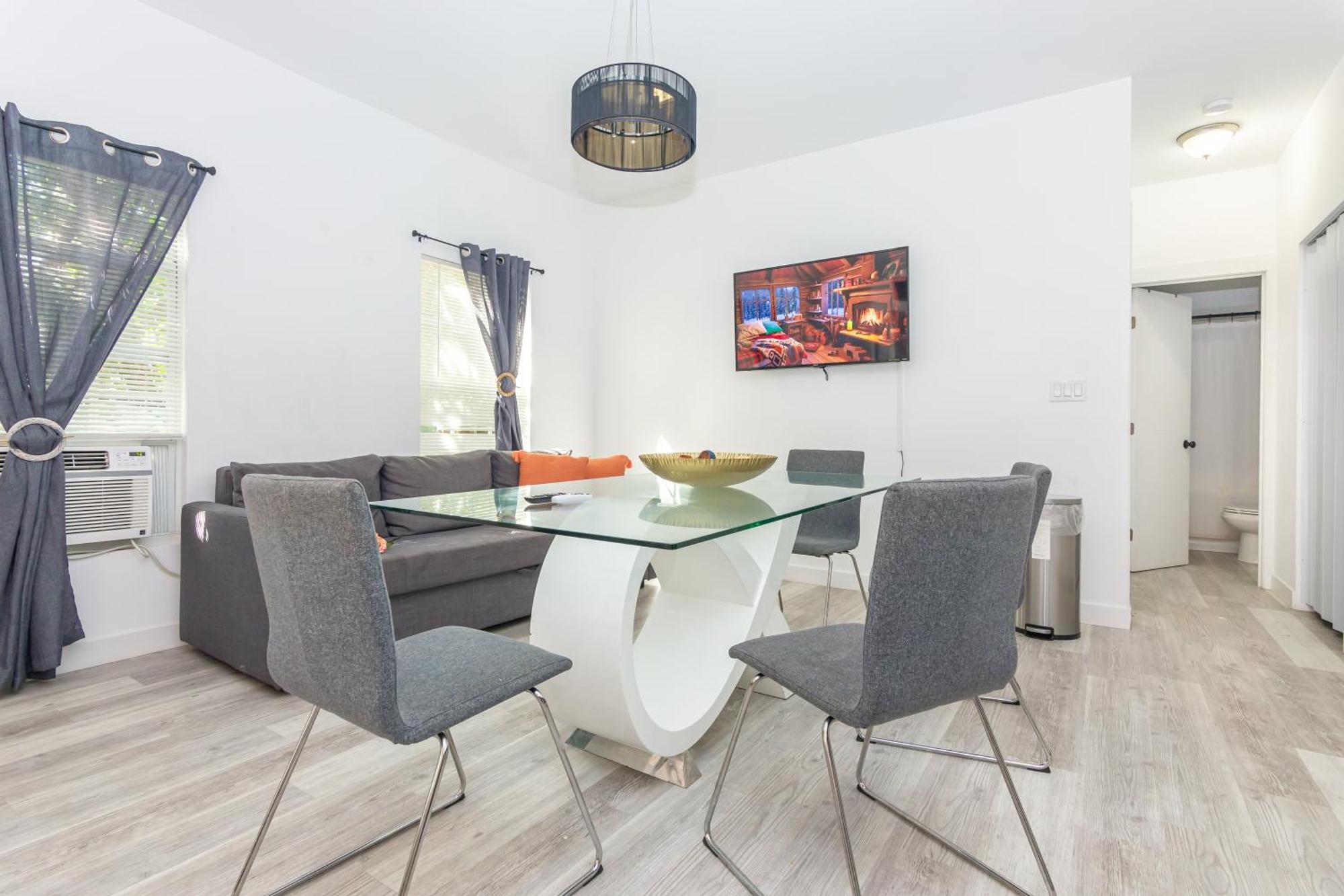 1 Bedroom Apartment - Midtown Miami Exterior photo